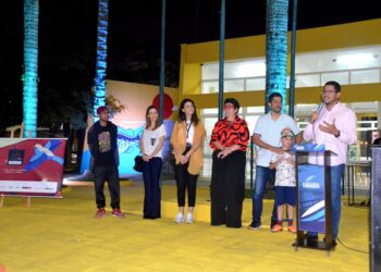 Caraguá recebe mural artístico de Diego Dgoh na Praça Dr. Diógenes Ribeiro de Lima