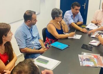 Equipe técnica da Prefeitura se reúne com Sabesp para alinhar início das obras de esgoto em cinco bairros