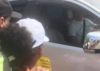 Blitz Educativa leva conhecimento das regras de trânsito para alunos da rede municipal