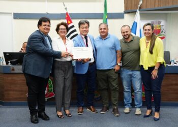 Moção que congratula Corretores de Imóveis pela passagem de seu dia é aprovada na Câmara Municipal