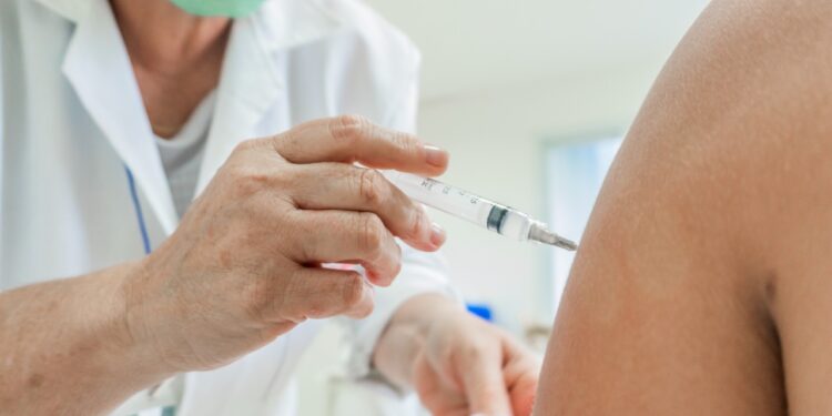 Bertioga inicia campanha de multivacinação na próxima segunda-feira (2)