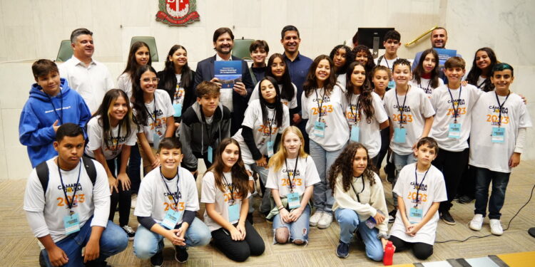 Jovens Vereadores de Caraguatatuba se encontram com presidente da Assembleia Legislativa de São Paulo