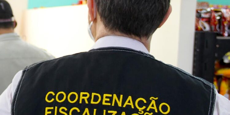 Procon/SP realiza fiscalização em estabelecimentos comerciais de Bertioga