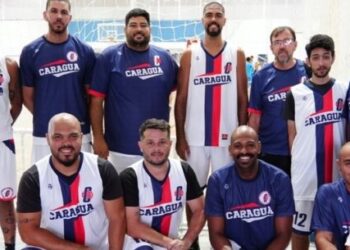 Caraguatatuba se classifica para as quartas de final do Metropolitano de Basquete