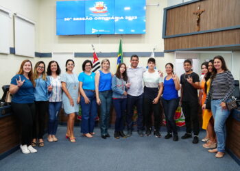 Aprovado projeto de lei que autoriza implantação de sinal luminoso nas unidades escolares de Caraguatatuba