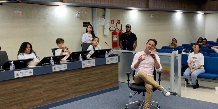 Programa Câmara Jovem promove Ciclo de Debates sobre saúde mental