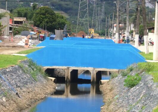 Prefeitura executa obras na Rua Alta Tensão para melhorar drenagem na parte baixa do Perequê-Mirim