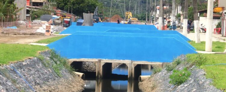 Prefeitura executa obras na Rua Alta Tensão para melhorar drenagem na parte baixa do Perequê-Mirim