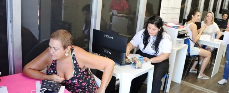 Carreta da Saúde segue até sexta-feira com atendimento no Centro de Caraguatatuba