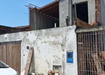 Prefeitura de Caraguatatuba embarga obras por falta de projeto aprovado