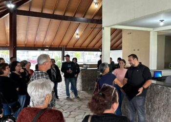 Prefeitura promove sorteio de boxes de artesãos remanescentes na Feira de Artesanato da Praça Diógenes