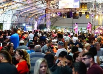 Caraguá Beer, Exposição de Orquídeas, Adoção de Animais e Multivacinação marcam final de semana em Caraguatatuba