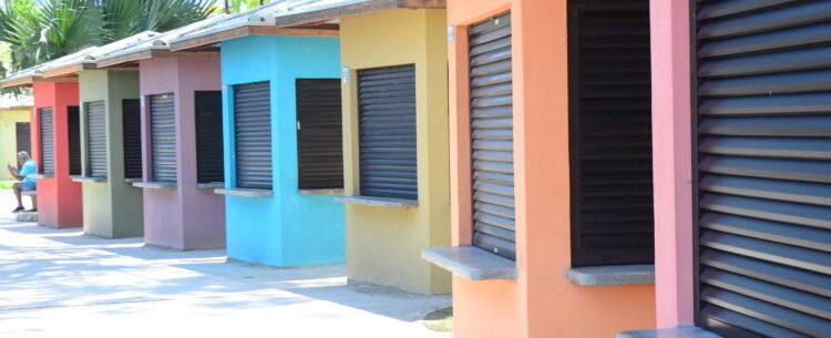 Prefeitura faz chamamento de artesãos que pleiteiam espaços remanescentes na Feira de Artesanato da Praça Diógenes