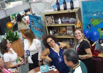 Casa Mundo marca presença no 5º Empreenda Caraguá, promove Café da Tarde Outubro Rosa, e segue com programação animada