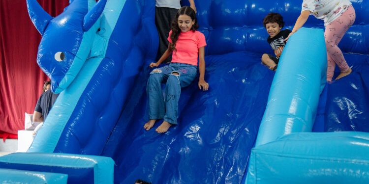 Prefeitura de Bertioga promove festa de Dia das Crianças para pacientes do NACE e Equoterapia