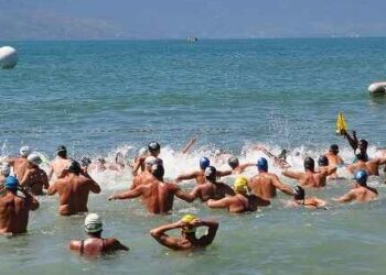 Travessias e Desafios Aquaman: Caraguatatuba recebe maratonas aquáticas e atrai mais de 1,1 mil atletas