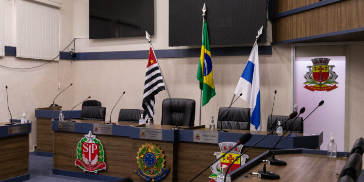 Câmara Municipal promove duas audiências públicas referente ao plano de carreira do magistério público municipal