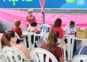 Carreta da Saúde realiza 443 atendimentos e prossegue até sexta-feira na Praça Ton Ferreira