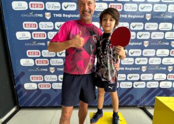 Mesatenistas de Bertioga brilham em competição estadual e levam três medalhas