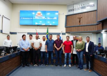 Gil Oliveira, Leleco Augusto, Pedro Renato e Marcos Kinkas são aclamados respectivamente presidente, vice-presidente, membro e secretário da Frente Parlamentar de Vereadores do Litoral Norte     