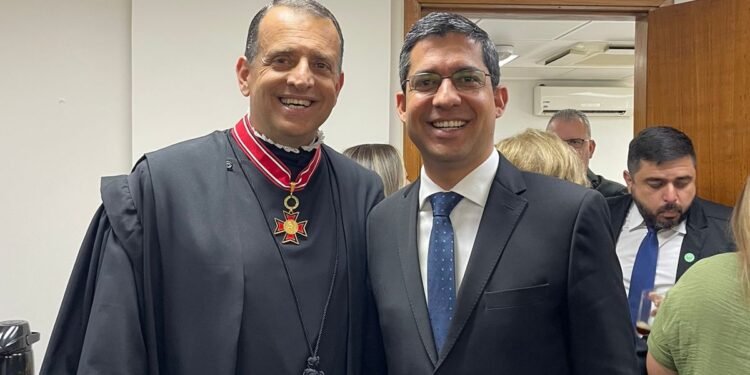 Tato Aguilar prestigia cerimônia de posse de novo conselheiro do Tribunal de Contas do Estado de São Paulo