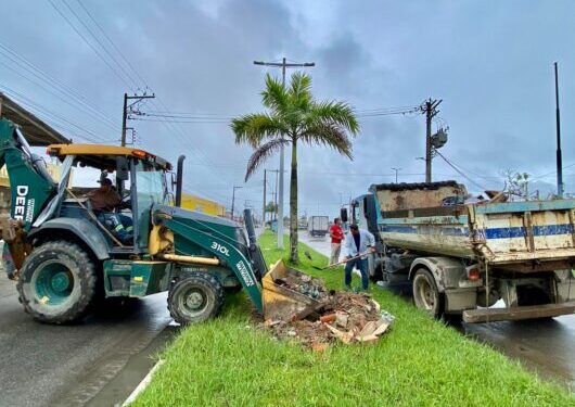 Serviços de drenagem e Operação Bota-fora são levados aos bairros da região Sul de Caraguatatuba
