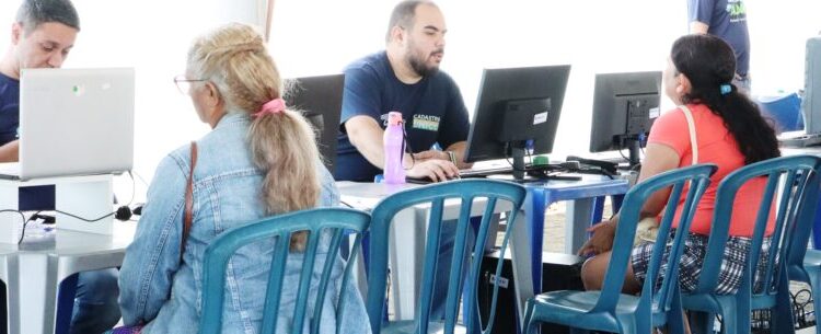 Gabinete em Ação segue no bairro Casa Branca até sexta-feira