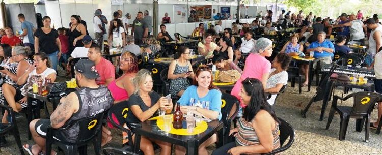 Caraguatatuba recebe 13º Festival do Mexilhão no Massaguaçu