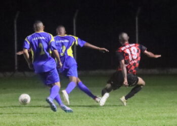 Definidos os times que disputam as finais dos campeontatos de futebol em Caraguatatuba