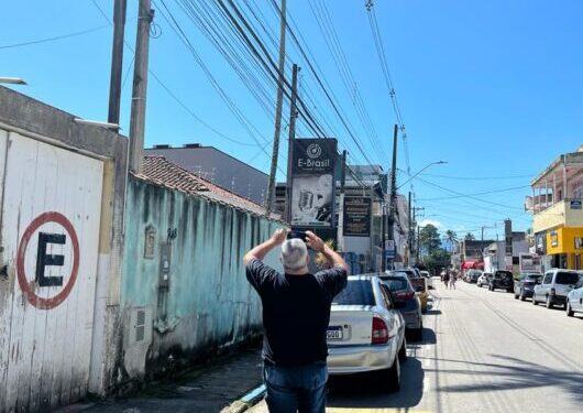 Prefeitura de Caraguatatuba intensifica fiscalização de cabos e fios caídos de postes