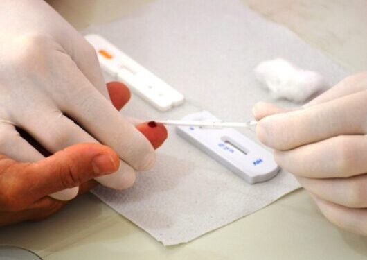 Campanha Dezembro Vermelho em alusão ao Dia Mundial da Luta contra HIV/AIDS inicia nesta sexta-feira em Caraguatatuba