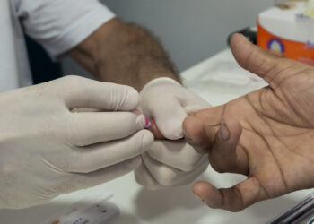  Bertioga promove ações durante o Dezembro Vermelho, mês de luta contra a Aids