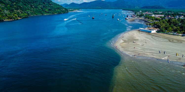 Bertioga se destaca como um dos destinos mais procurados por turistas em todo o país    