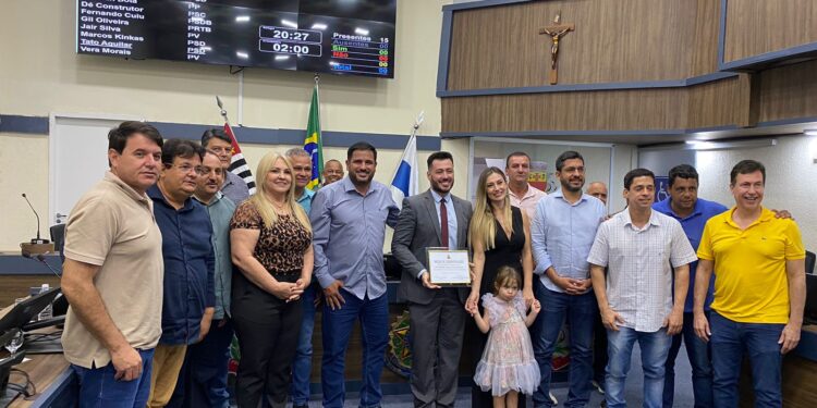 Câmara Municipal aprova moção de congratulação ao delegado Rodolfo Augusto Pereira César