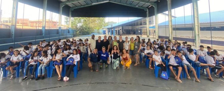 Mais de 600 alunos da rede municipal participam do encerramento do Projeto Educa Sabesp 2023 em Caraguatatuba