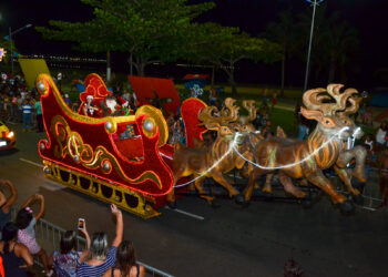 Luzes e programação natalina invadem Bertioga 