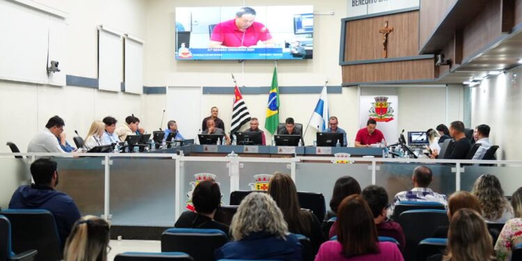 Projeto de lei que divulga escala de plantões nas UBSs é aprovado na Câmara Municipal