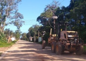 Após chuvas, Prefeitura faz nivelamento de diversas ruas nas regiões Norte e Sul