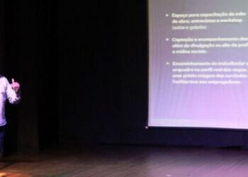 Prefeito de Caraguatatuba presta contas e anuncia ações de 2024 aos empresários da cidade