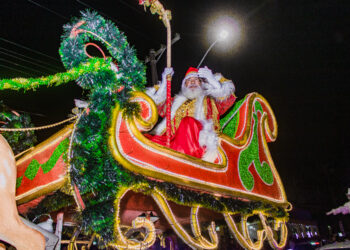 Parada de Natal promete emocionar milhares de pessoas em Bertioga neste sábado (23)