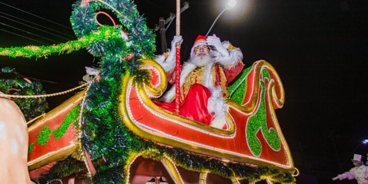 Parada de Natal promete emocionar milhares de pessoas em Bertioga neste sábado (23)