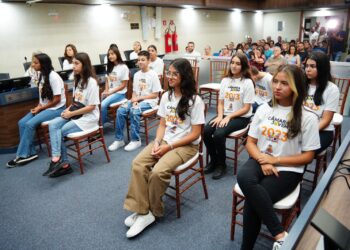 Câmara Municipal encerra programa Câmara Jovem 2023 com Sessão Solene