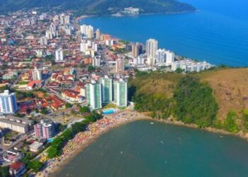 Caraguatatuba aguarda 600 mil turistas no feriado prolongado do Ano Novo