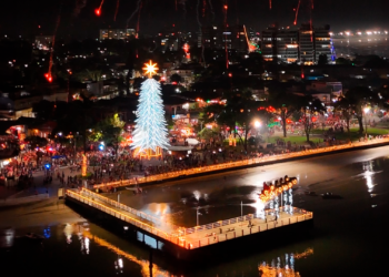 Bertioga Cidade Natal emociona milhares de pessoas em desfile temático pelo centro histórico da caçula do litoral paulista