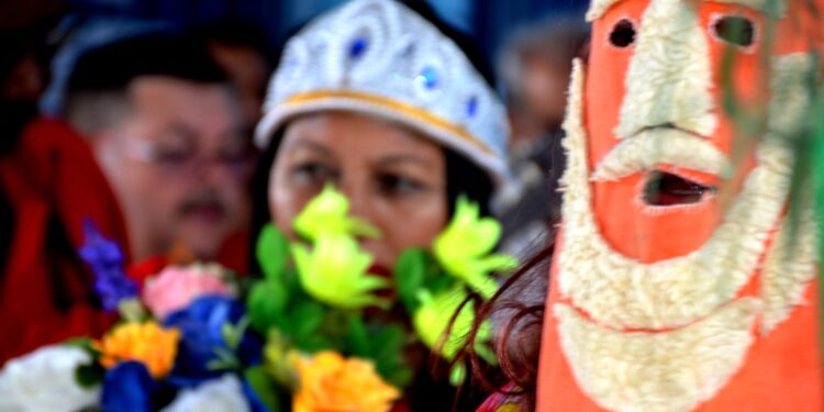 Folia de Reis de Santo Antônio se apresenta dia 6 de janeiro