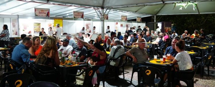 13º Festival do Mexilhão fecha temporada 2023 de eventos de gastronomia caiçara de Caraguatatuba