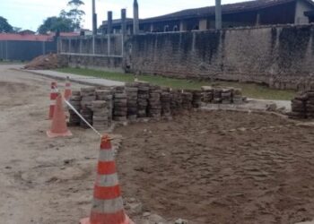 Nivelamento e repavimentação de 3 km de rua no Jardim do Sol entra em fase final