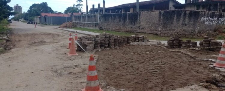 Nivelamento e repavimentação de 3 km de rua no Jardim do Sol entra em fase final