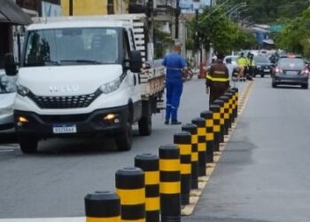 Prefeitura de Caraguatatuba intensifica revitalização de sinalização de trânsito em vários pontos