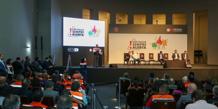  SP sempre Alerta: Semil destina R＄ 1,8 bilhão para minimizar impactos das mudanças climáticas no Estado